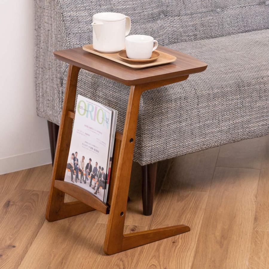 ドイツ製 天板タイル 木製 キャスター付マガジンラック サイドテーブル