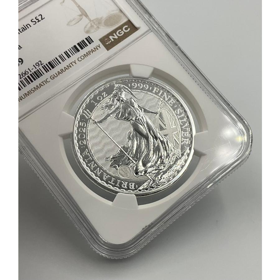 2025年 イギリス ブリタニア ロイヤルミント 1oz 2ポンド 銀貨