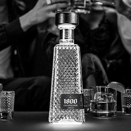 クエルボ 1800 クリスタリーノ 750ml 35度 正規品 テキーラ アネホ