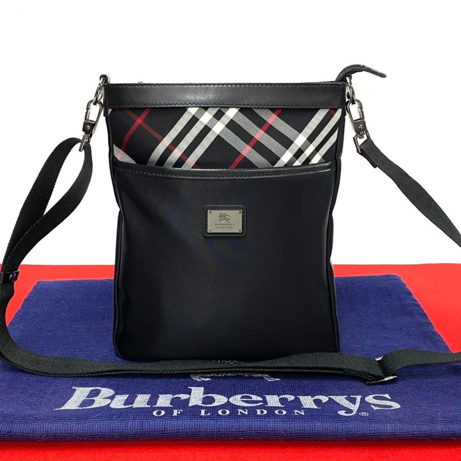 バーバリー ナイロンバッグ 肩掛け可能 ノバチェック 刺繍ロゴ