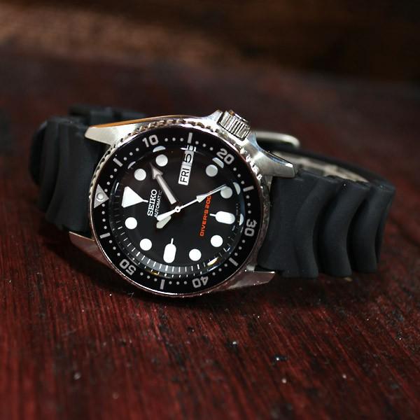 SEIKO（セイコー） 海外モデル 逆輸入 ダイバーズ ブラックボーイ 38mm