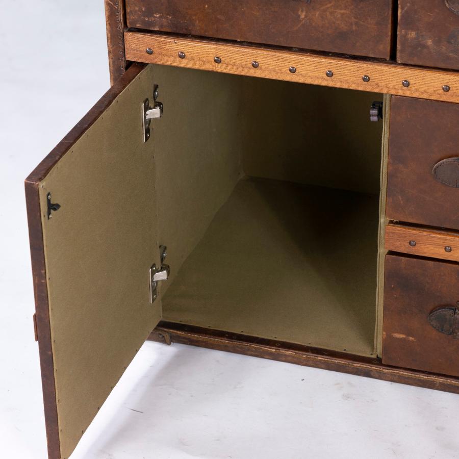 HALO 本革サイドボード ハロ トランクキャビネット レザー