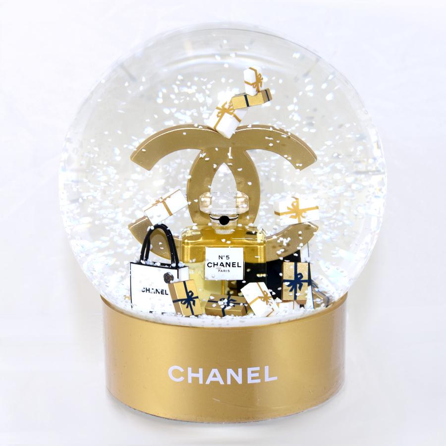 CHANEL スノードーム