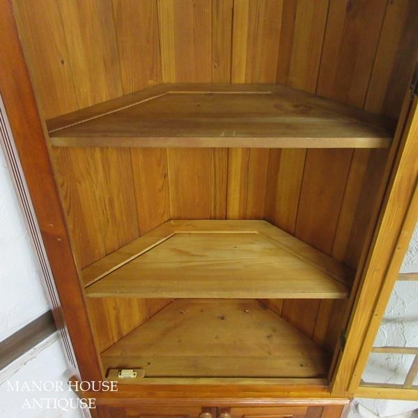 イギリス アンティーク 家具 イタリア製 コーナーキャビネット 飾り棚