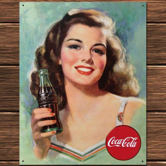 C3 ブリキ看板 Coca-Cola コカコーラ コーラを片手に微笑む女性 油絵風