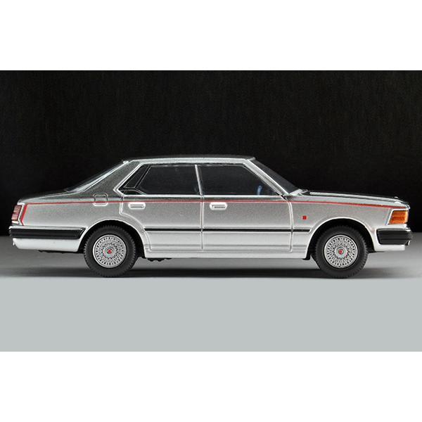 TOMYTEC トミカリミテッドヴィンテージネオ LVN-56c 日産 セドリックHT