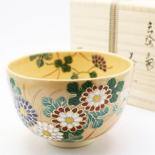 抹茶碗 色絵茶碗 「菊」 木箱入り 秋物 作家 鈴木一点 作 茶器 茶道具