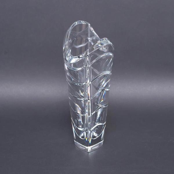 バカラ（Baccarat） ウェーブ フラワーベース（22cm） : SELECTORS