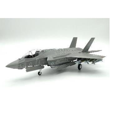 F-35Aステルス戦闘機 1/72ダイキャストモデル : サンテグジュペリ