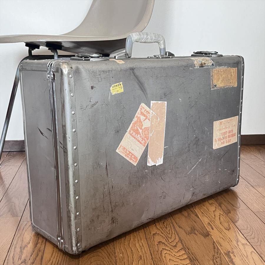 ヴィンテージ 昭和レトロ アルミトランク スーツケース カギ無 : SK