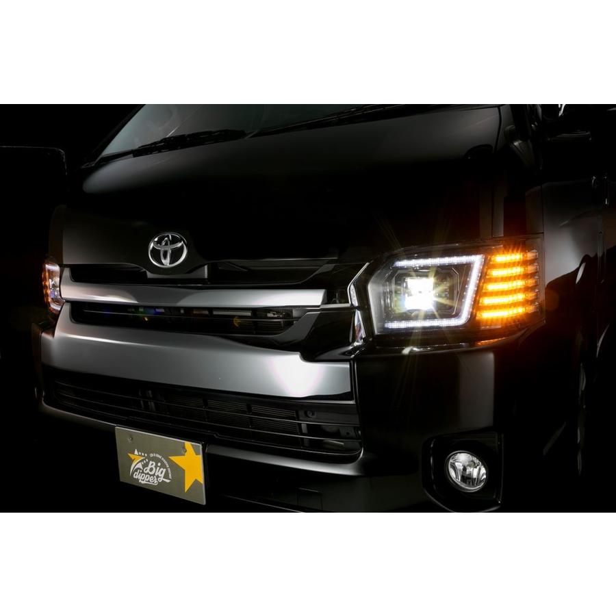 トヨタハイエースコプラスLEDヘッドライトシーケンシャル