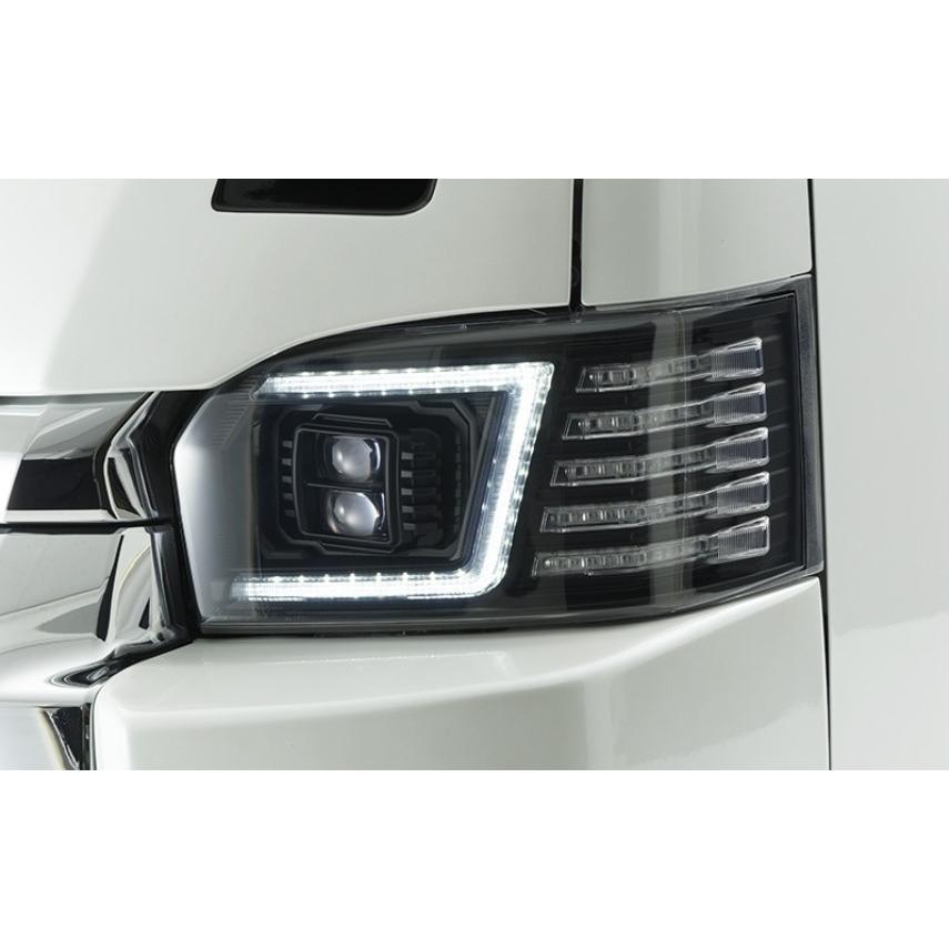 シーケンシャルLEDヘッドライト 200系ハイエース4型(H25/11