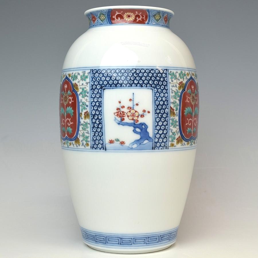 趣楽】 十二代 酒井田柿右衛門本人作 染錦地紋松竹梅画小花瓶 高さ21