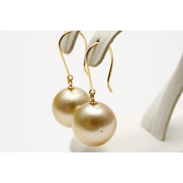 南洋白蝶真珠パールピアス 11mm ナチュラルゴールドカラー K18製