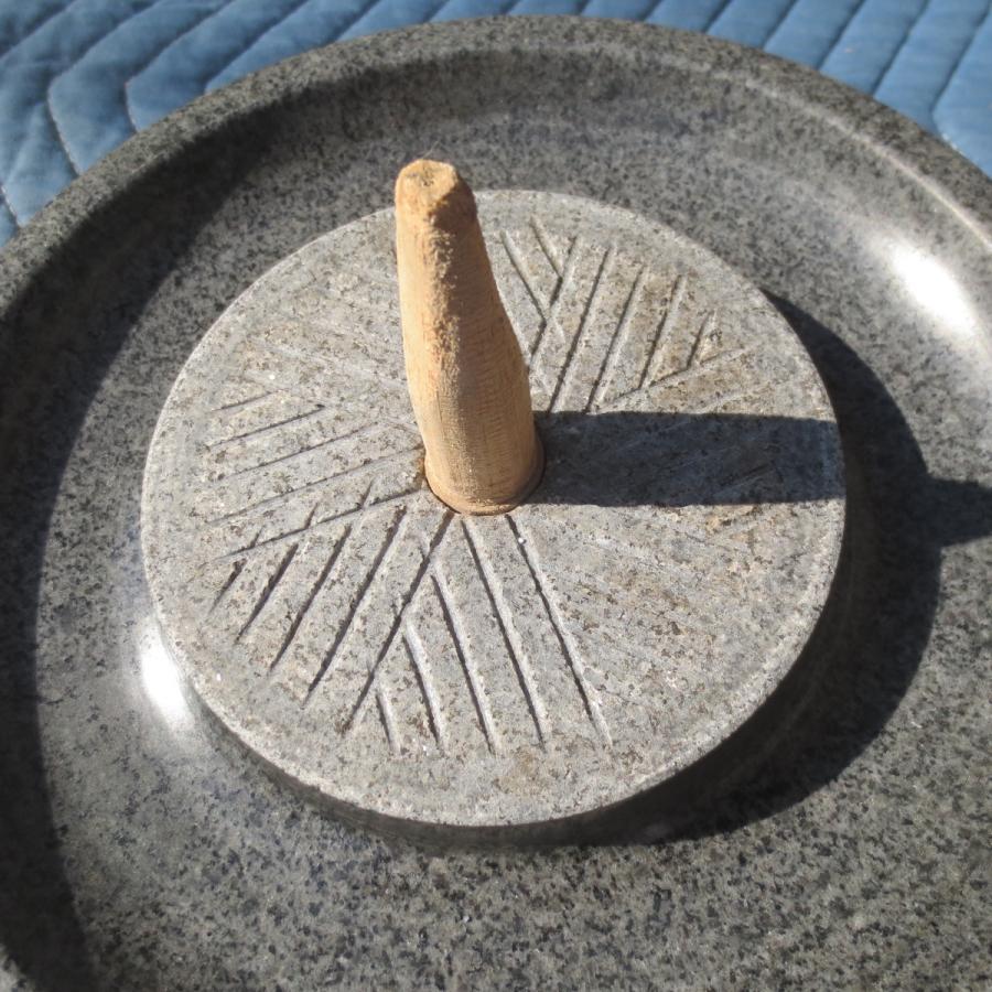 茶臼 ちゃうす 抹茶 石臼 （いしうす） ひき臼 （ひきうす）☆青御影石