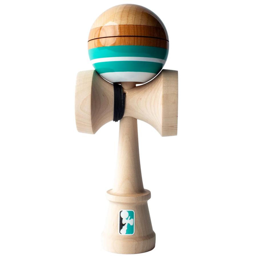 クラシックなストライプ柄とモダンな雰囲気が融合したけん玉