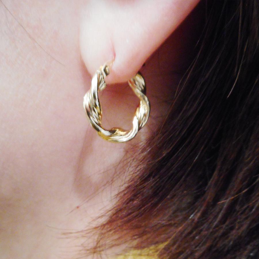 K18イエローゴールドピアス イタリアンジュエリー・ウノアエレ フープ