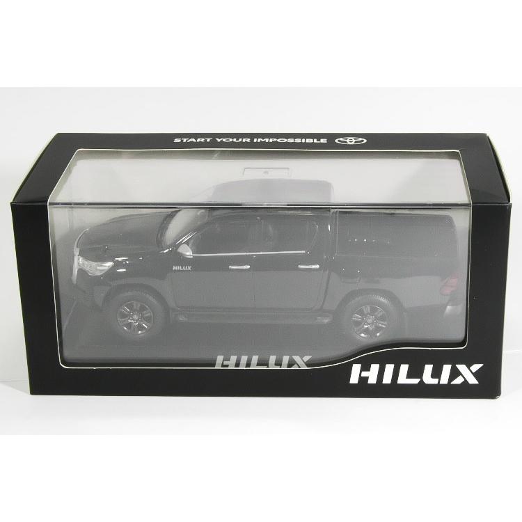 トヨタ特注 1/30 新型 トヨタ ハイラックス カラーサンプル