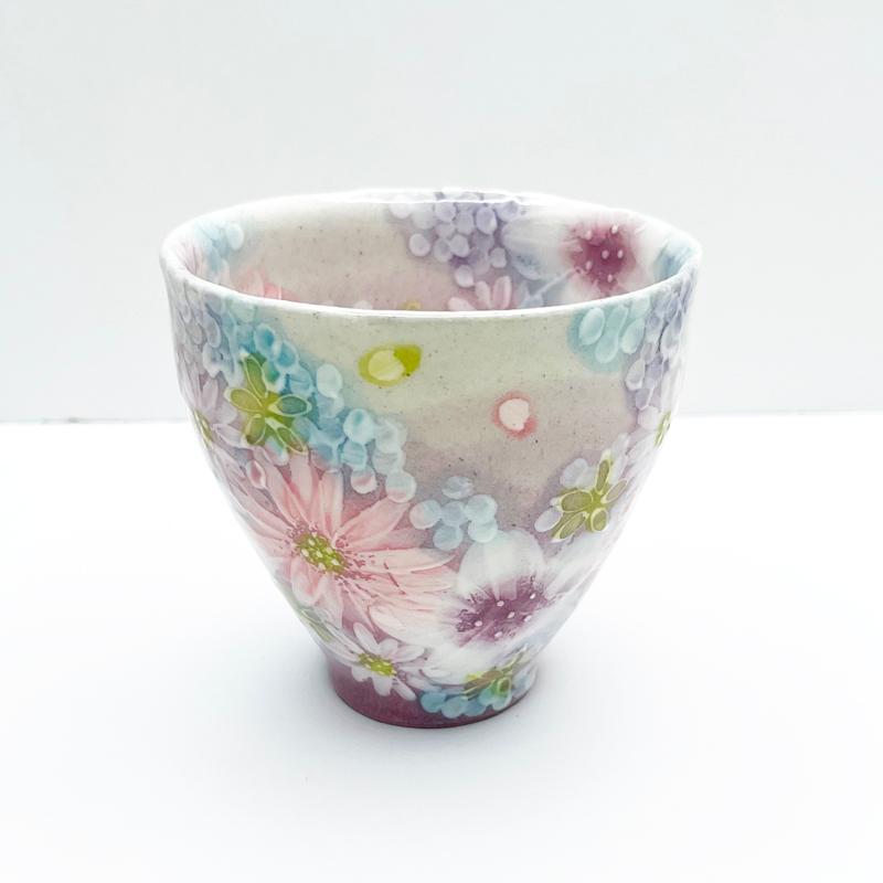 工房ゆずりは 湯呑茶碗 色彩花 瀬戸焼 花柄 優しい感性 女性だけの工房