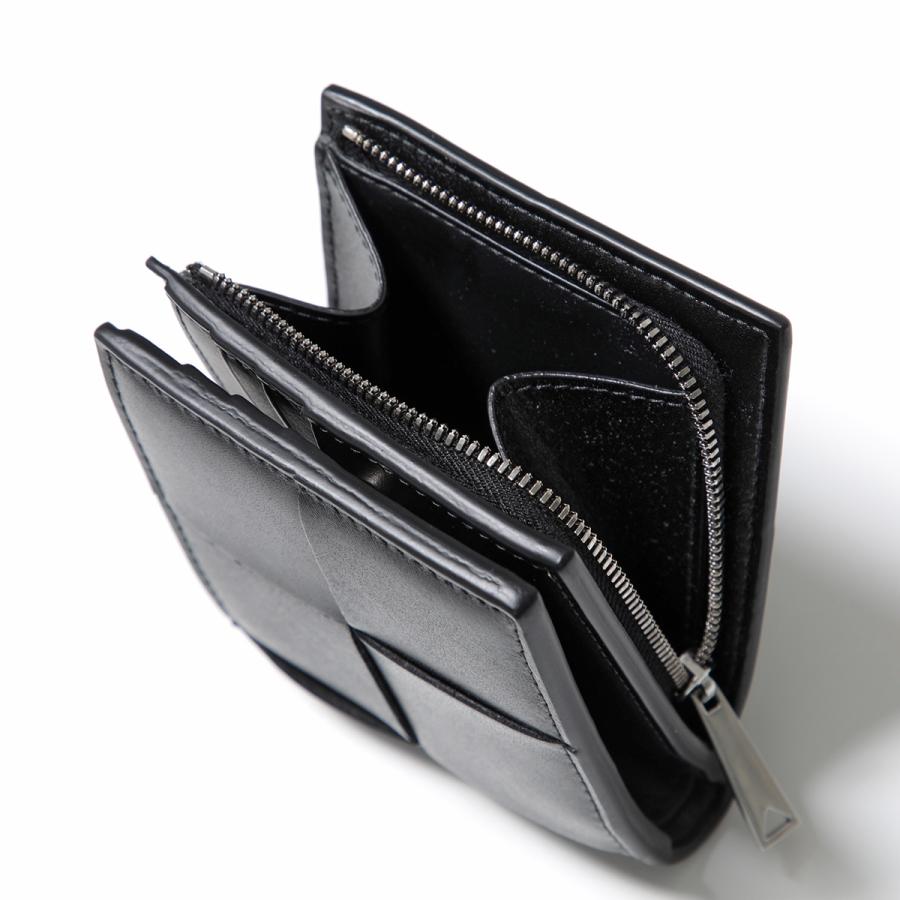 BOTTEGA VENETA（ボッテガ・ヴェネタ） 二つ折り財布 CASSETE カセット