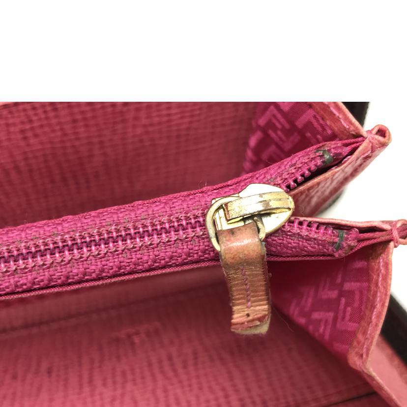 FENDI（フェンディ） フェンディ/ズッカ柄ラウンドファスナー長財布/B
