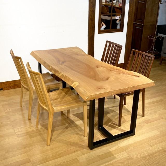 栃 一枚板 ダイニングテーブル テーブル とち トチ 幅180cm 天然木