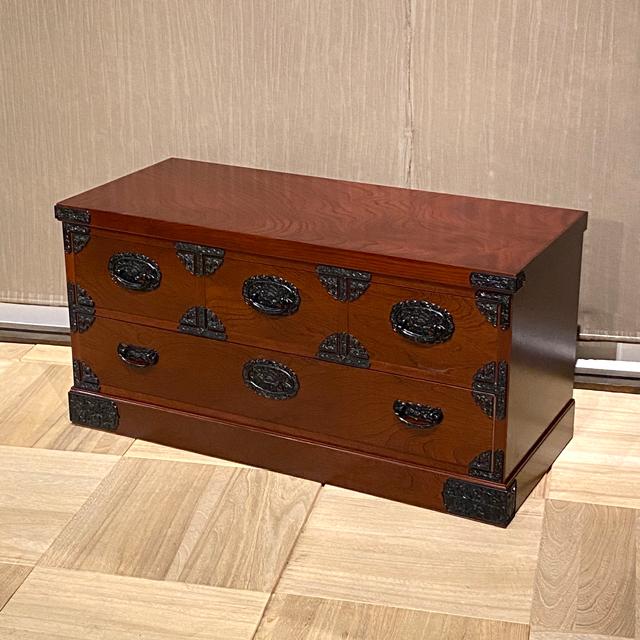 D21 美品！ 民芸家具 樺無垢材使用 二列四段八杯 整理箪笥 サイドボード