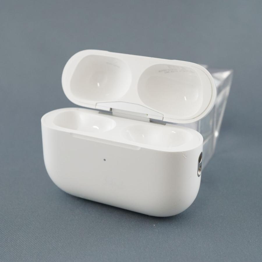 Apple Apple AirPods Pro 2 充電ケースのみ USED品 第二世代