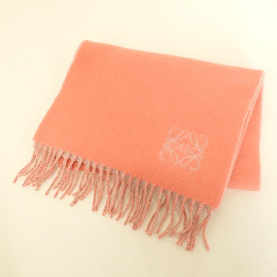 ロエベ ピンククリームグラデーションマフラー - メルカリ ロエベ