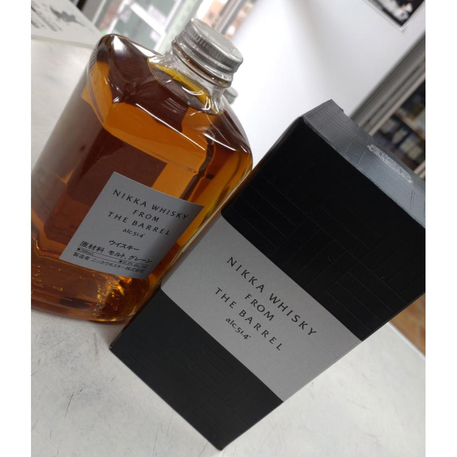 ニッカ フロム ザ バレル 500ml 51度 逆輸入 並行品 化粧箱入り : 酒の