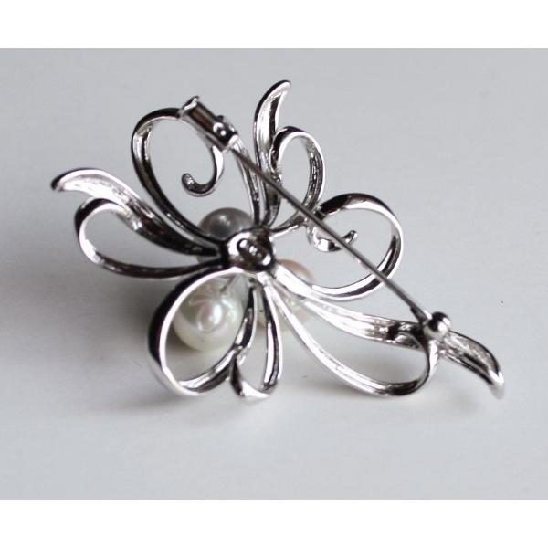 パール ブローチ シルバー製 伊勢志摩産 あこや本真珠 大珠3個付