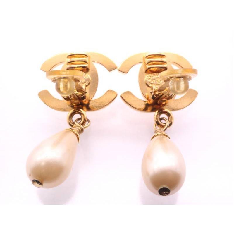 CHANEL（シャネル） ココマーク 97P フェイクパール イヤリング GP