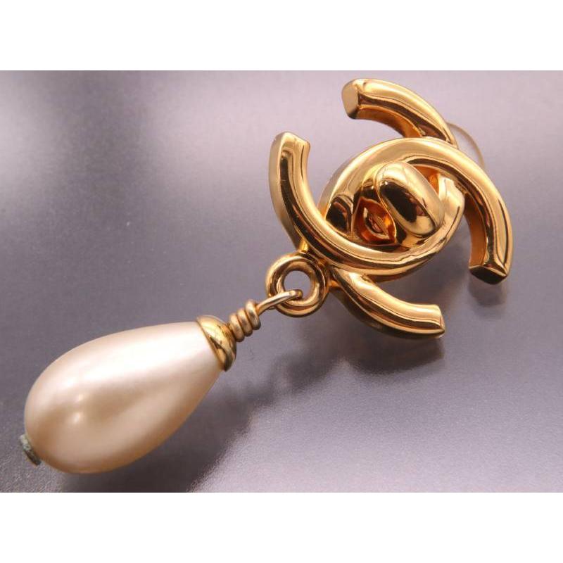 CHANEL（シャネル） ココマーク 97P フェイクパール イヤリング GP