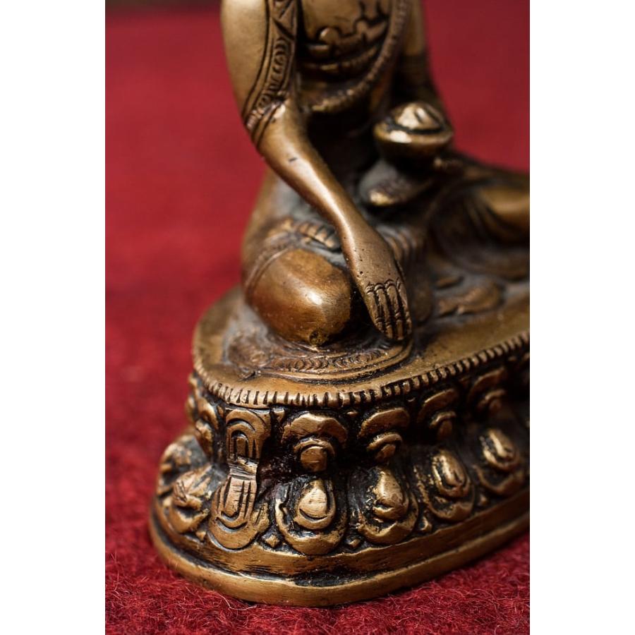 ブロンズ 仏像 緑青 釈迦如来 銅 チベット仏教 銅/ブッダ/大仏/置物