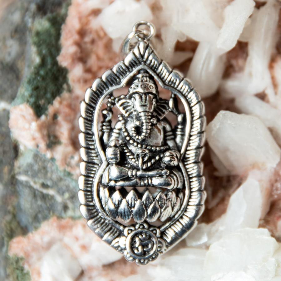 ガネーシャ ネックレス ガネーシャのペンダントトップ(紐付き) インド