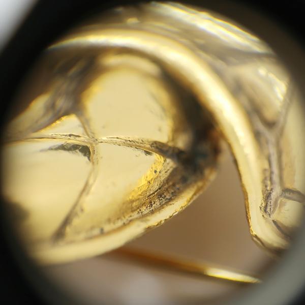 CHANEL（シャネル） ブローチ GP ココマーク マトラッセ 1142