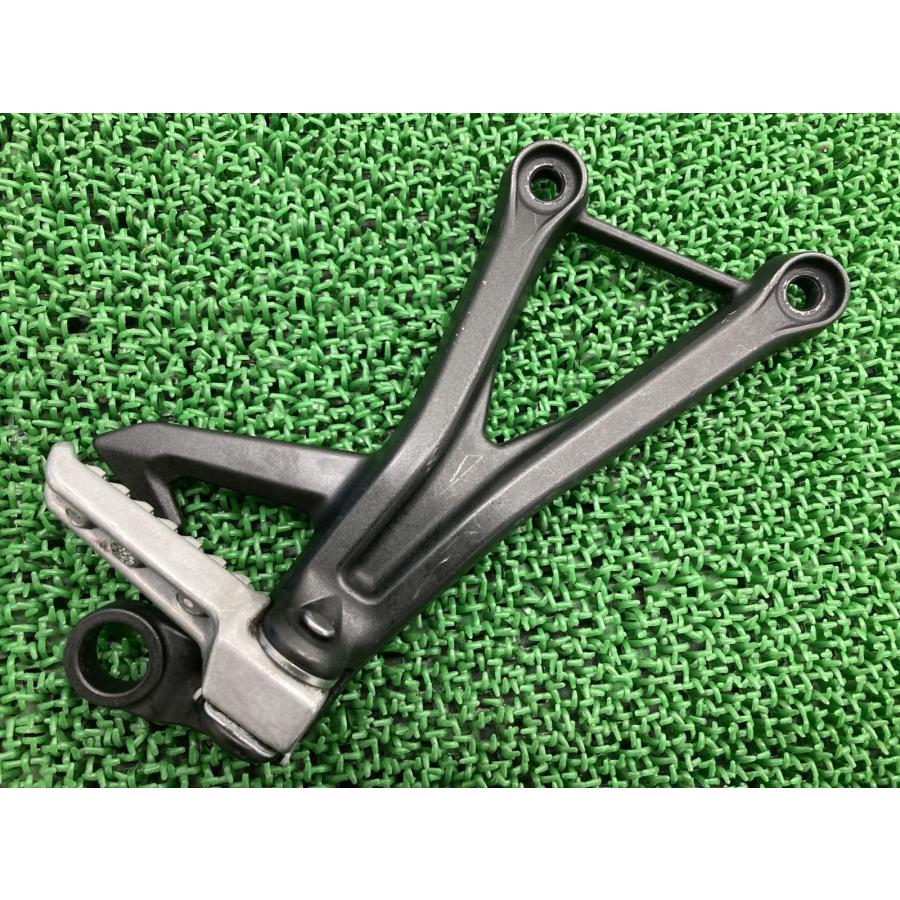 カワサキ（Kawasaki） ZX-25R タンデムステップ 右 SKT 純正 中古