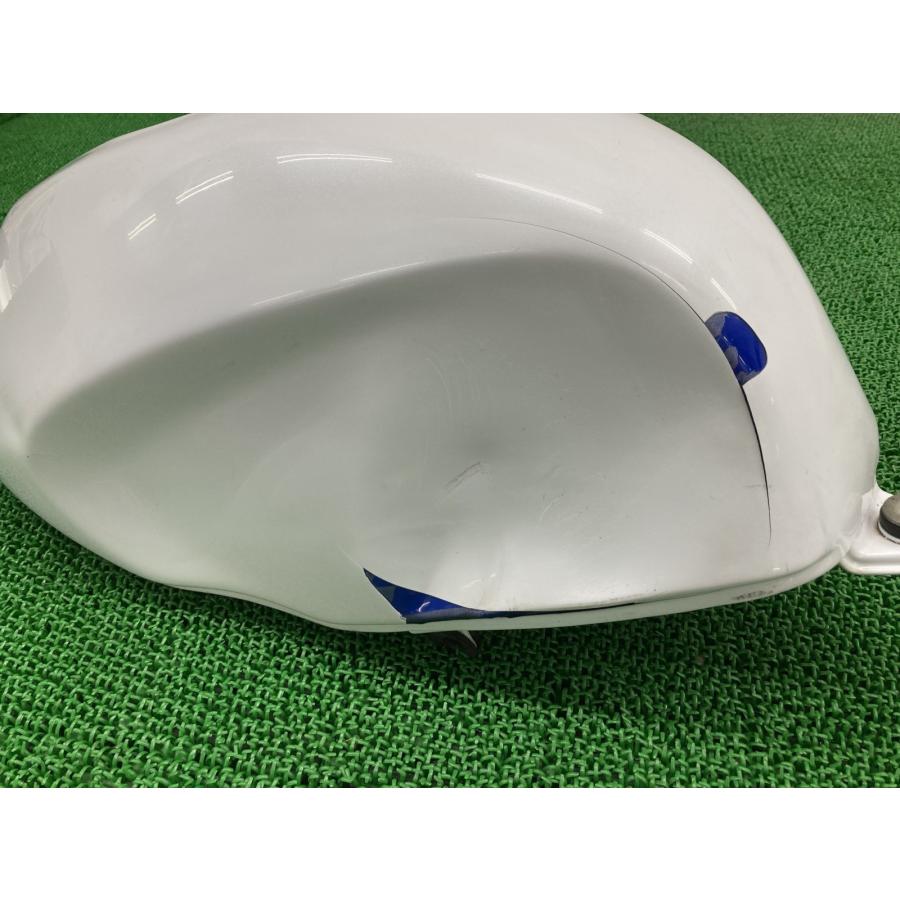 カワサキ（Kawasaki） バリオスII タンク 純正 中古 バイク 部品