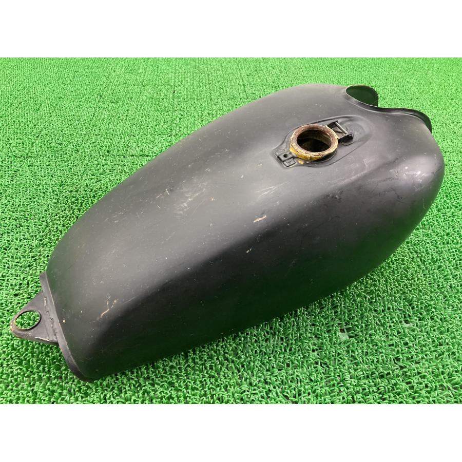 ヤマハ発動機 SR400 タンク 黒 ヤマハ 純正 中古 バイク 部品 初期