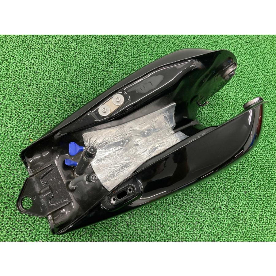 YAMAHA（ヤマハ） SR400 タンク 黒 純正 中古 バイク 部品 激レア