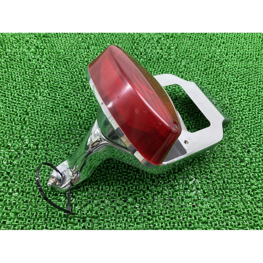 カワサキ（Kawasaki） W650 テールランプ 220-40155 純正 中古 バイク