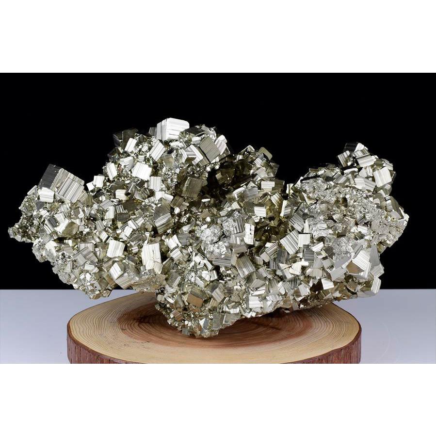 パイライト 黄鉄鉱 約1457g 鉱石 置物 原石 取扱量・品質は業界