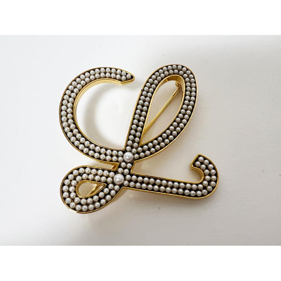 LOEWE（ロエベ） 送料無料 フェイクパール ブローチ ゴールド ホワイト