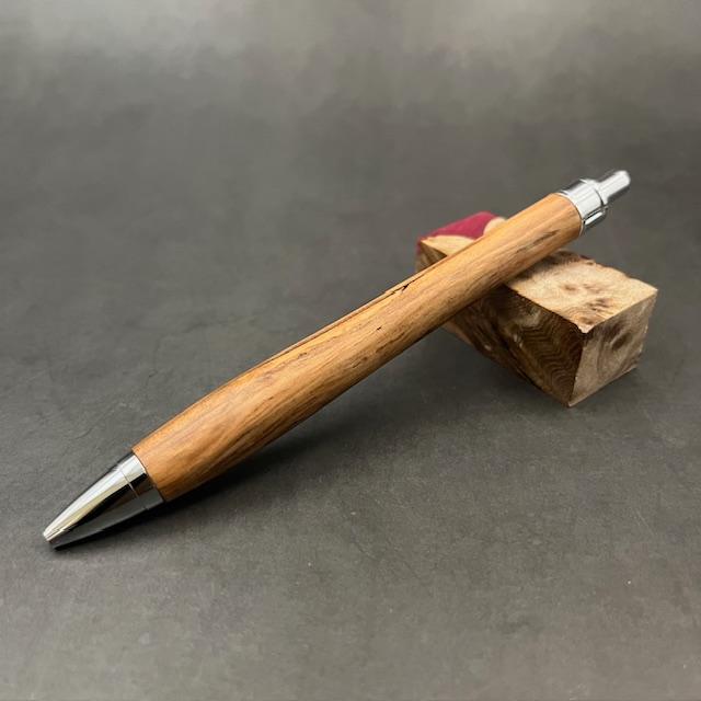 やまだ工房木軸ボールペン G2規格 吉野杉軸 吉野杉瘤杢手作り