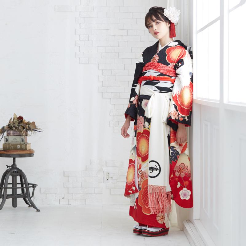 振袖 レンタル 成人式 結婚式 黒 梅に鶴(絹)(R1921)12月〜1月利用 対応