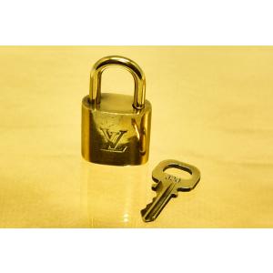 LOUIS VUITTON（ルイ・ヴィトン） カデナ パドロック 南京錠 鍵付き