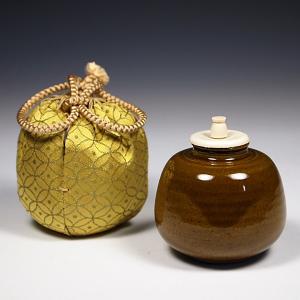 送料無料（茶道具/濃茶器）漢作唐物大名物 利休尻膨茶入写し 笹田有祥