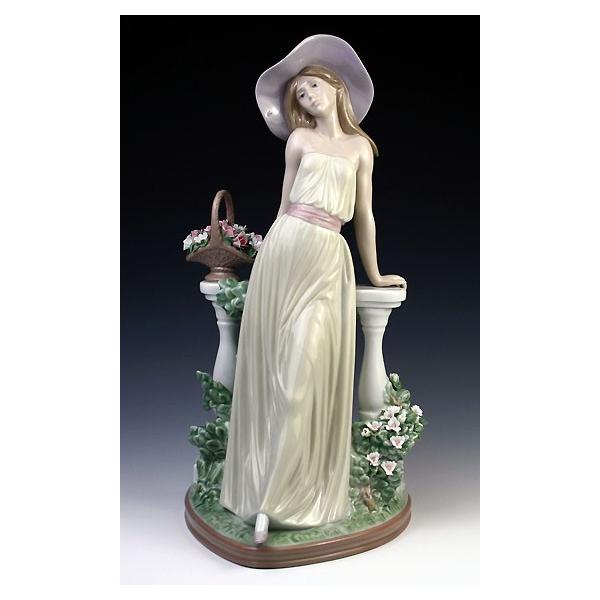 LLADRO（リヤドロ） リヤドロ（Lladro リアドロ 陶器人形 置物） 乙女