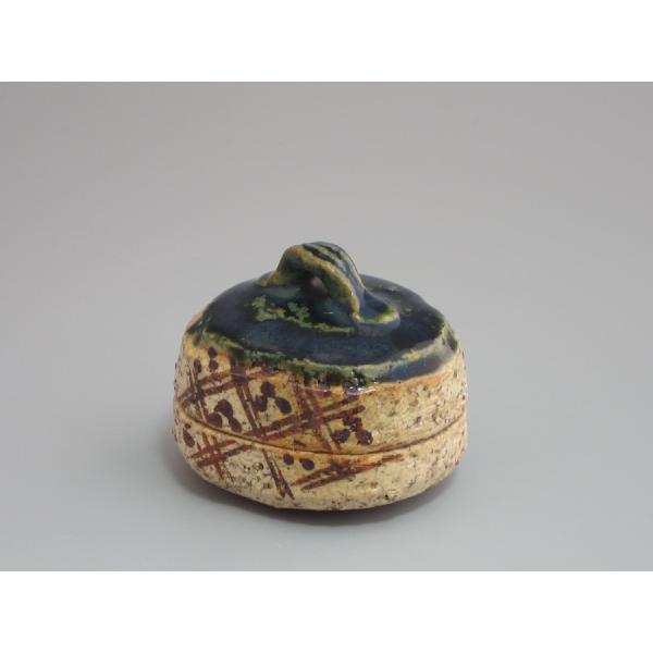 茶道具 織部焼 山口錠鉄作 香合 時代箱 V 8373 茶道具 織部焼 山口錠鉄