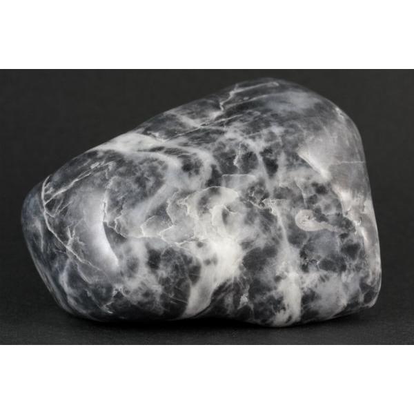 糸魚川産 黒翡翠 原石 磨き 285g : 天然石通販キラリ石 Yahoo!店